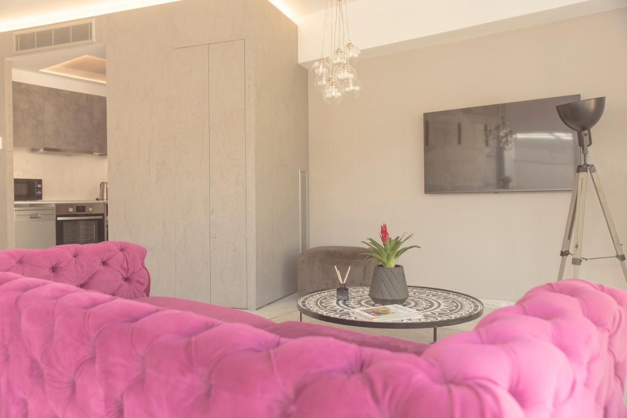 Luxury Apartment Near Acropolis-Living Stone Gold เอเธนส์ ภายนอก รูปภาพ